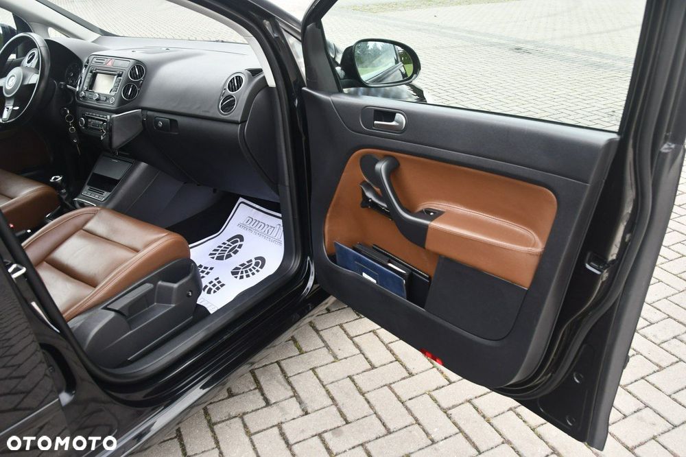 Volkswagen Golf Plus - 27