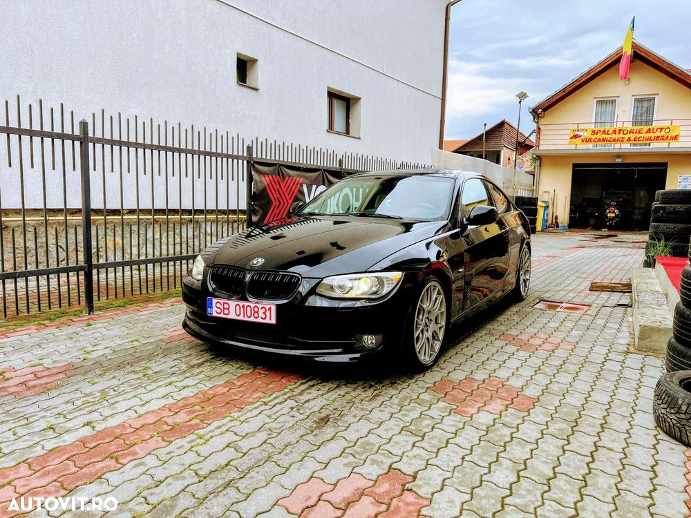 BMW Seria 3 335d Aut. Edition Exclusive - 1