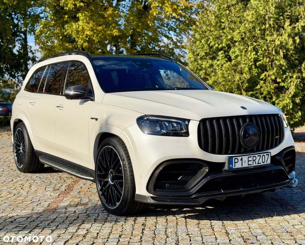 Mercedes-Benz GLS - 1