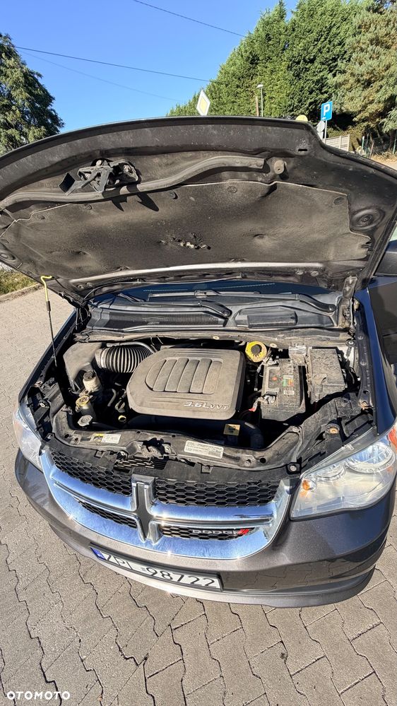 Dodge Grand Caravan - 28