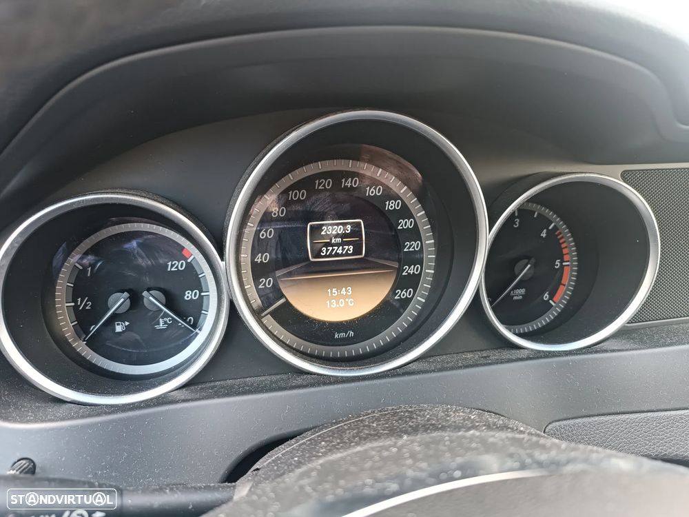 Mercedes-Benz C 220 CDi Classic BE 124g - 10