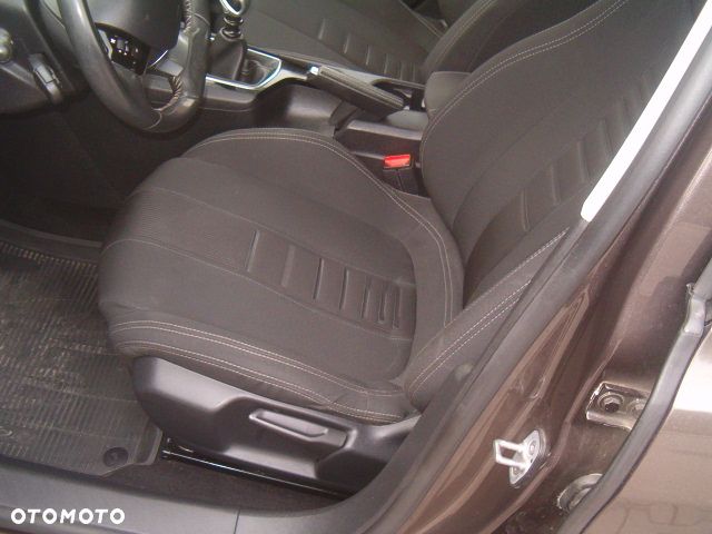 Peugeot 308 - 21