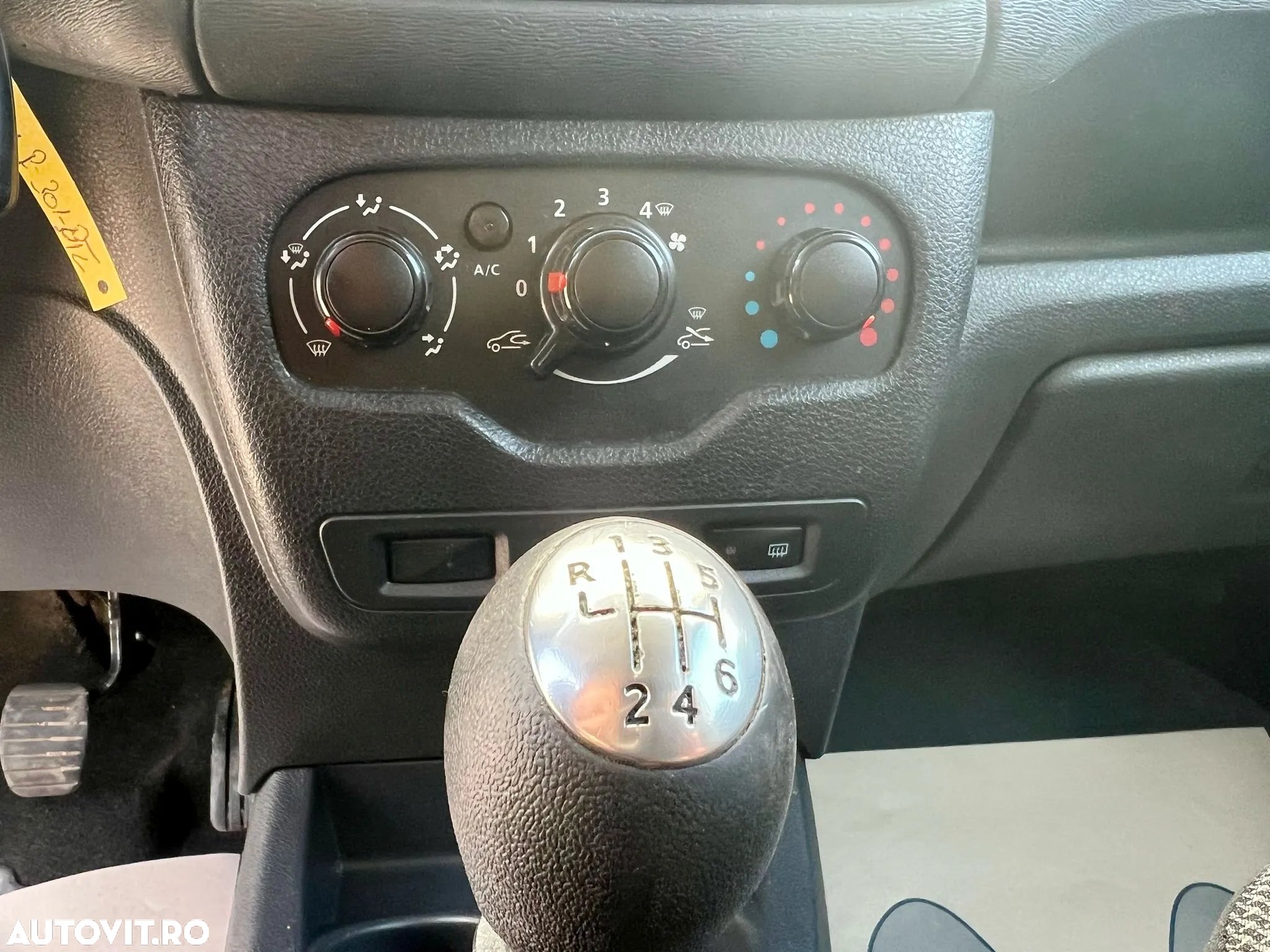 Dacia Dokker 1.5 Blue dCi Ambiance - 14