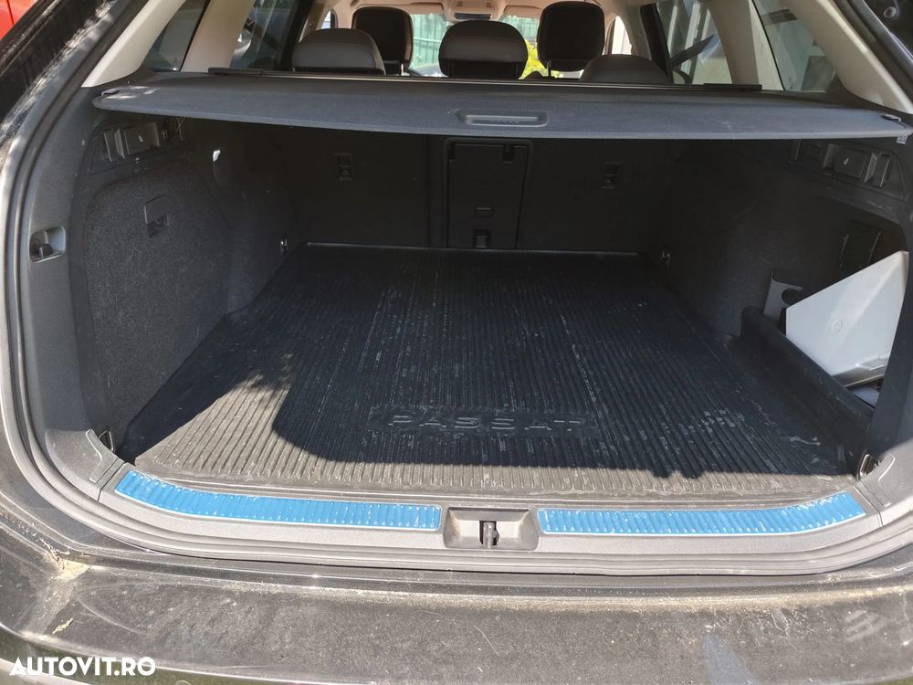 Volkswagen Passat 2.0 TDI DSG Comfortline - 3