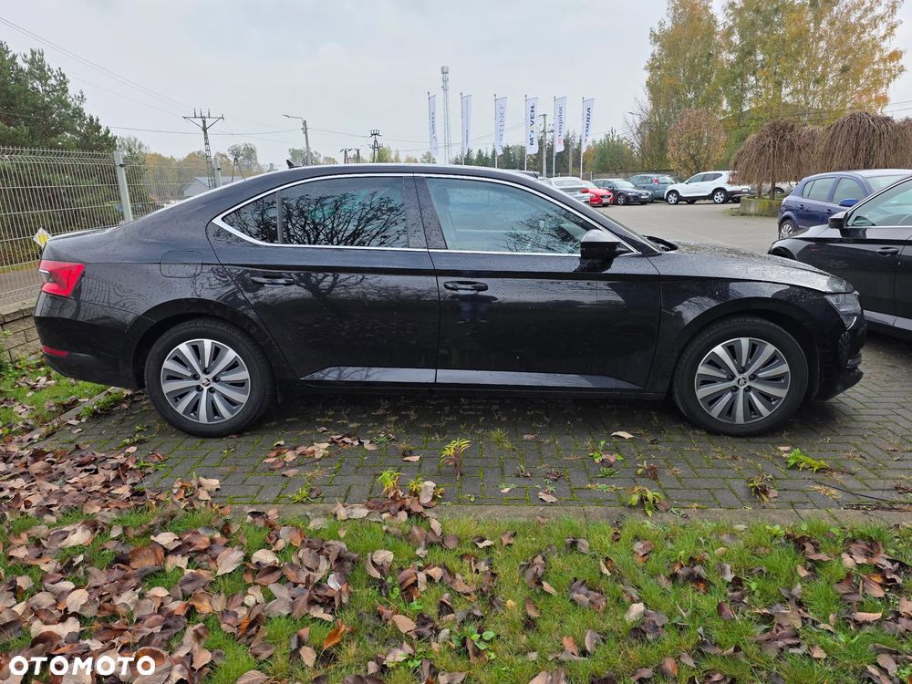 Skoda Superb - 2