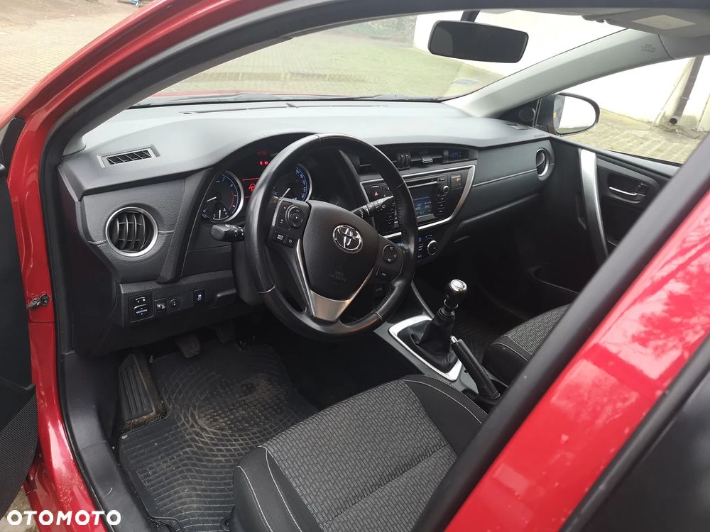 Toyota Auris 1.6 Dynamic - 5