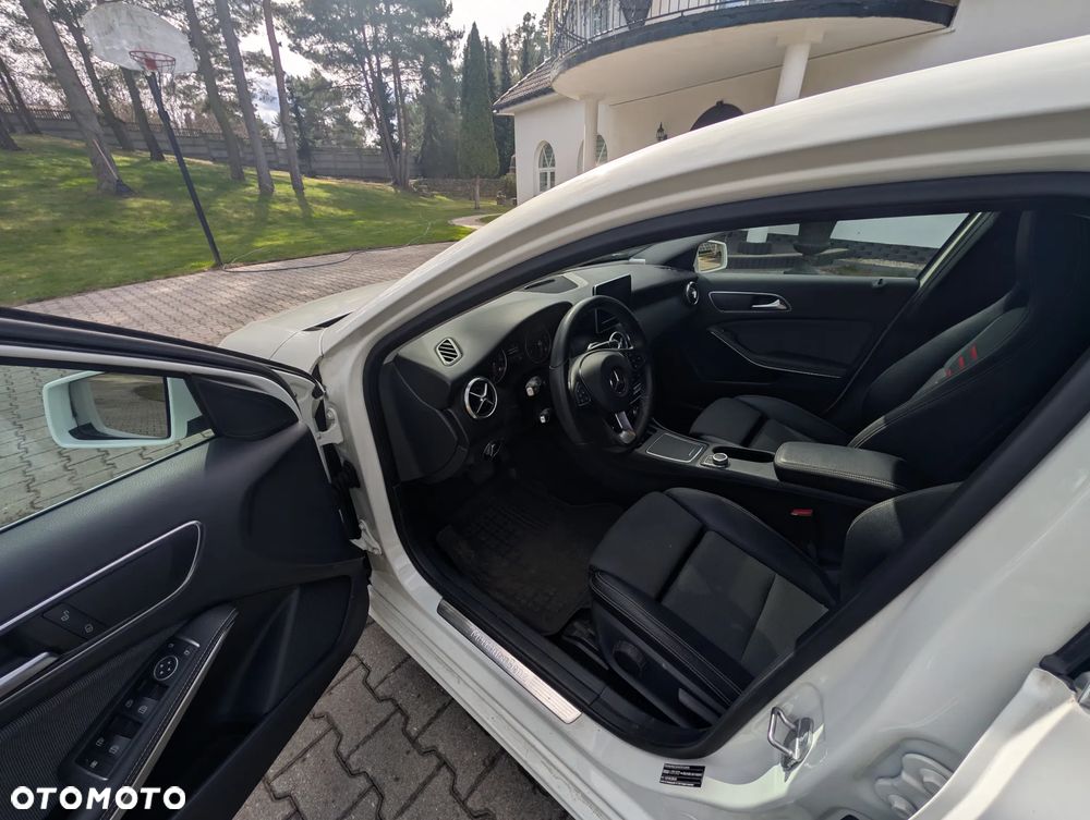 Mercedes-Benz Klasa A 180 7G-DCT - 5