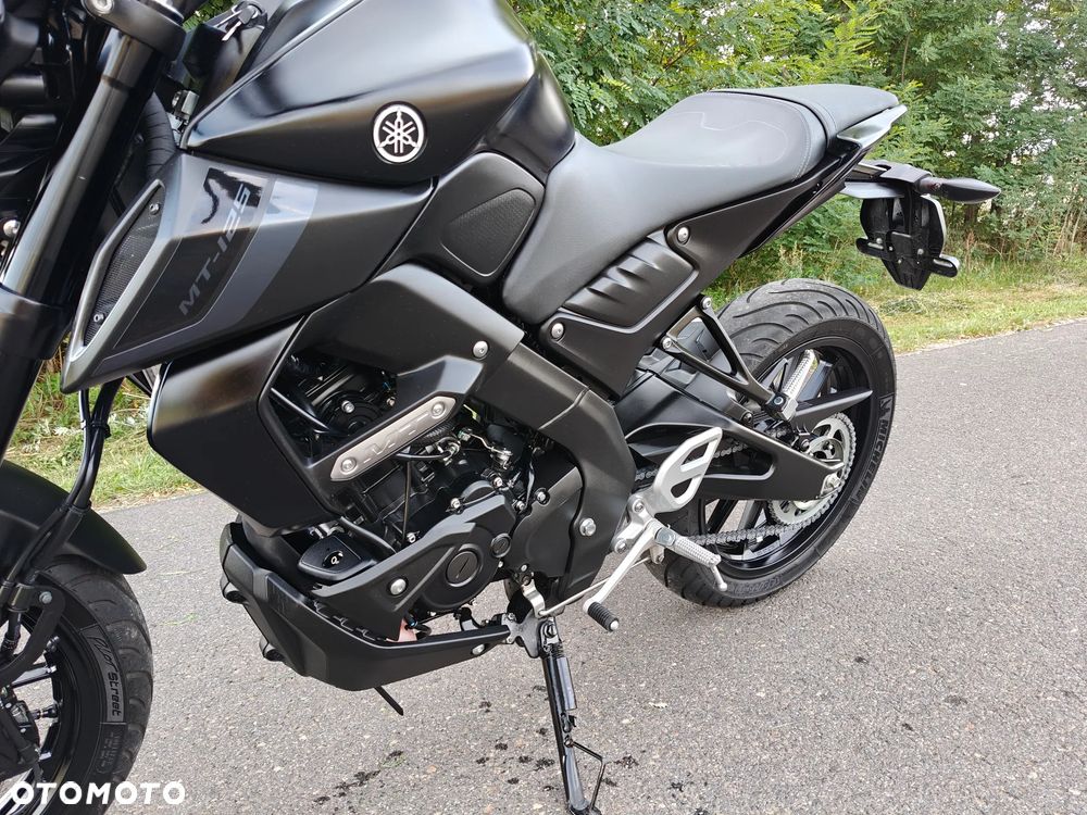 Yamaha MT - 7