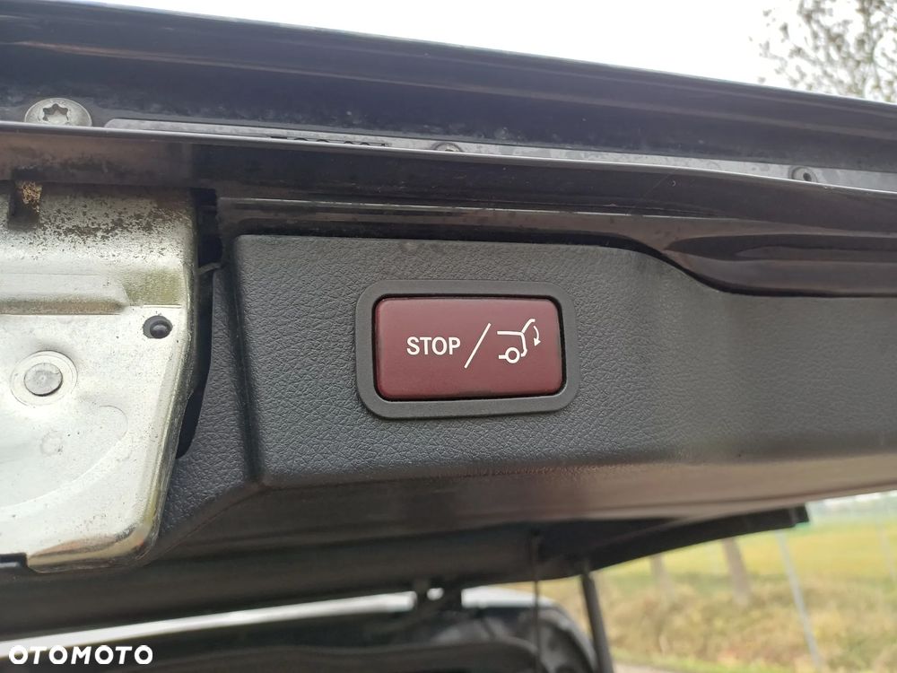 Mercedes-Benz Klasa V 300 d Extralang 9G-TRONIC Avantgarde - 27