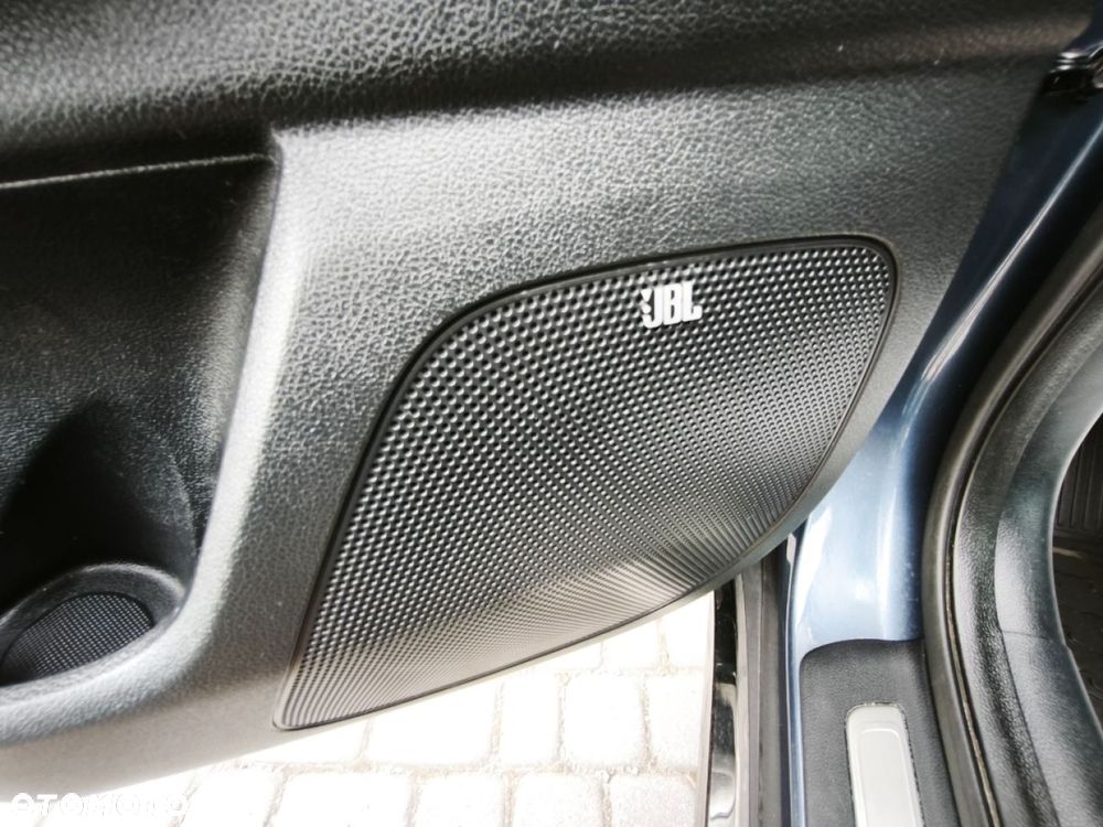 Kia Sportage - 16