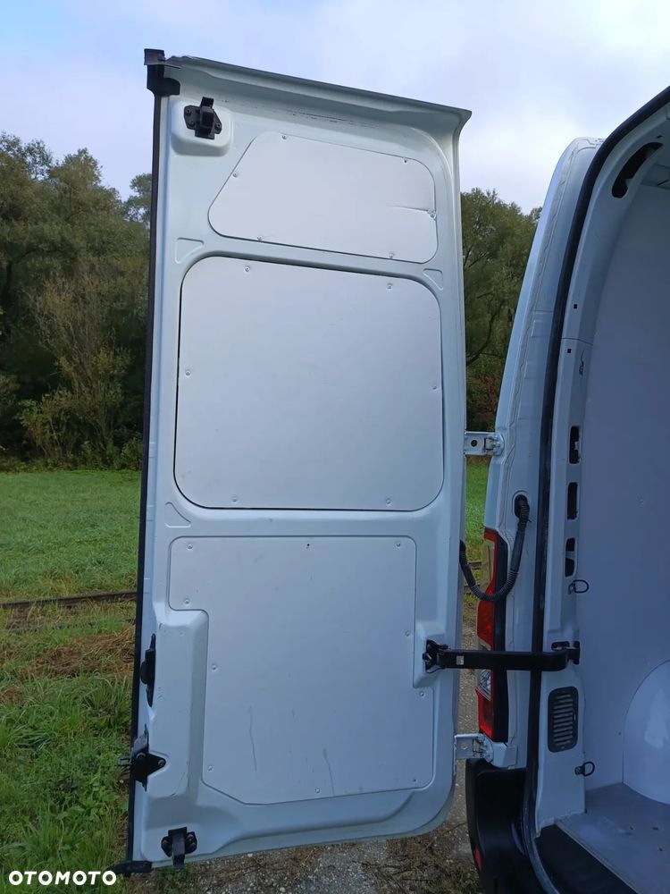 Renault Master LONG L3H2 2.3 diesel 170 kM 2016 rok WEBASTO, STAN BARDZO DOBRY, GOTOWY DO PRACY, BEZWYPADKOWY - 20
