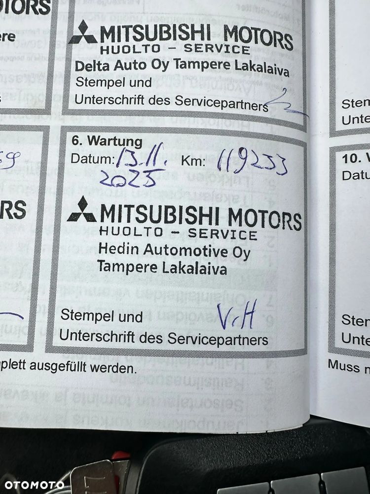 Mitsubishi Outlander 2.4 4WD Diamant - 25