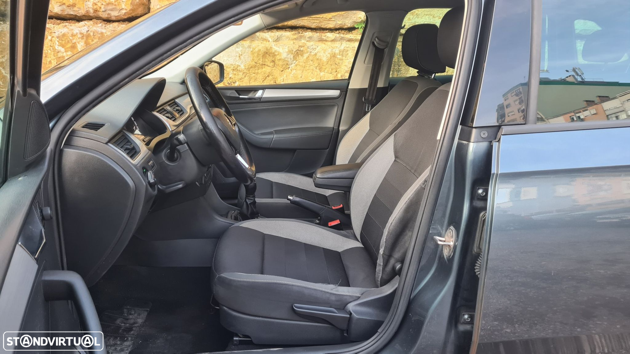 Skoda Rapid Spaceback 1.4 TDi Ambition - 26