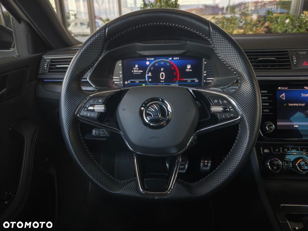 Skoda Superb 2.0 TDI SCR Sportline DSG - 14