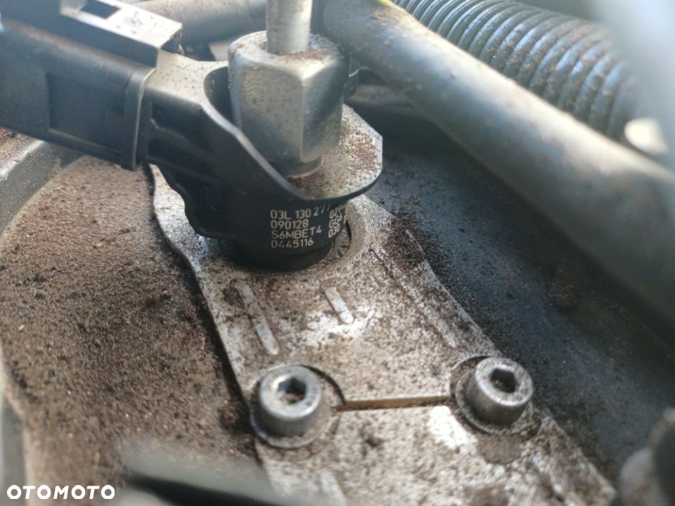 WTRYSKI POMPA  2.0 TDI VW AUDI 03L130277 - 2