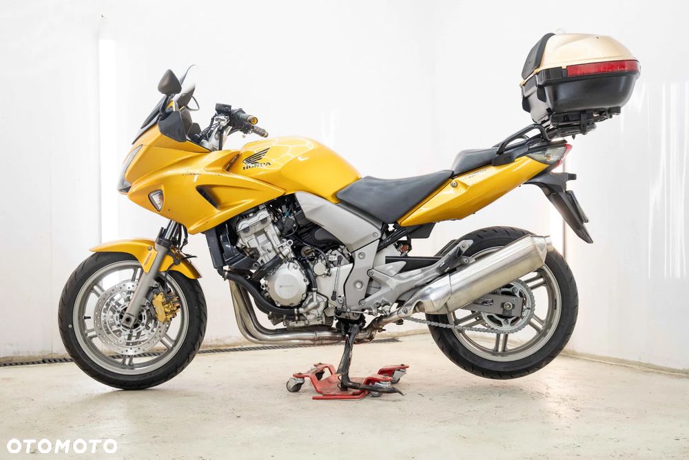Honda CBF - 9