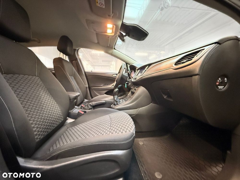 Opel Astra 1.2 T Edition S&S - 21