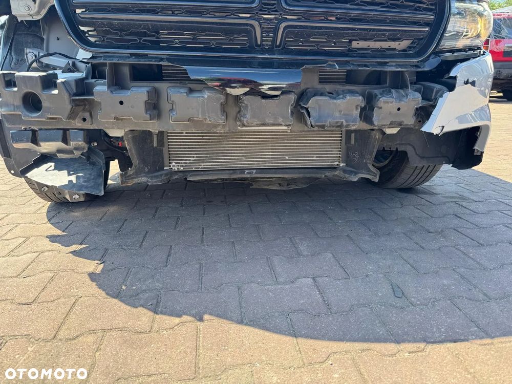 Dodge Charger 3.6 GT - 5