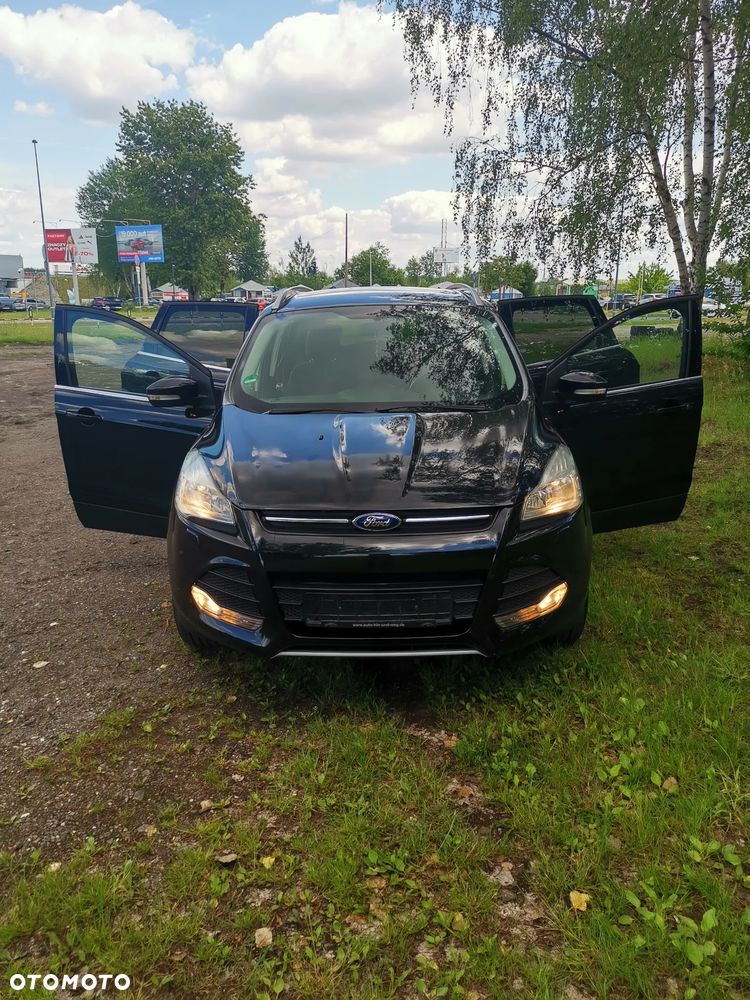 Ford Kuga - 12
