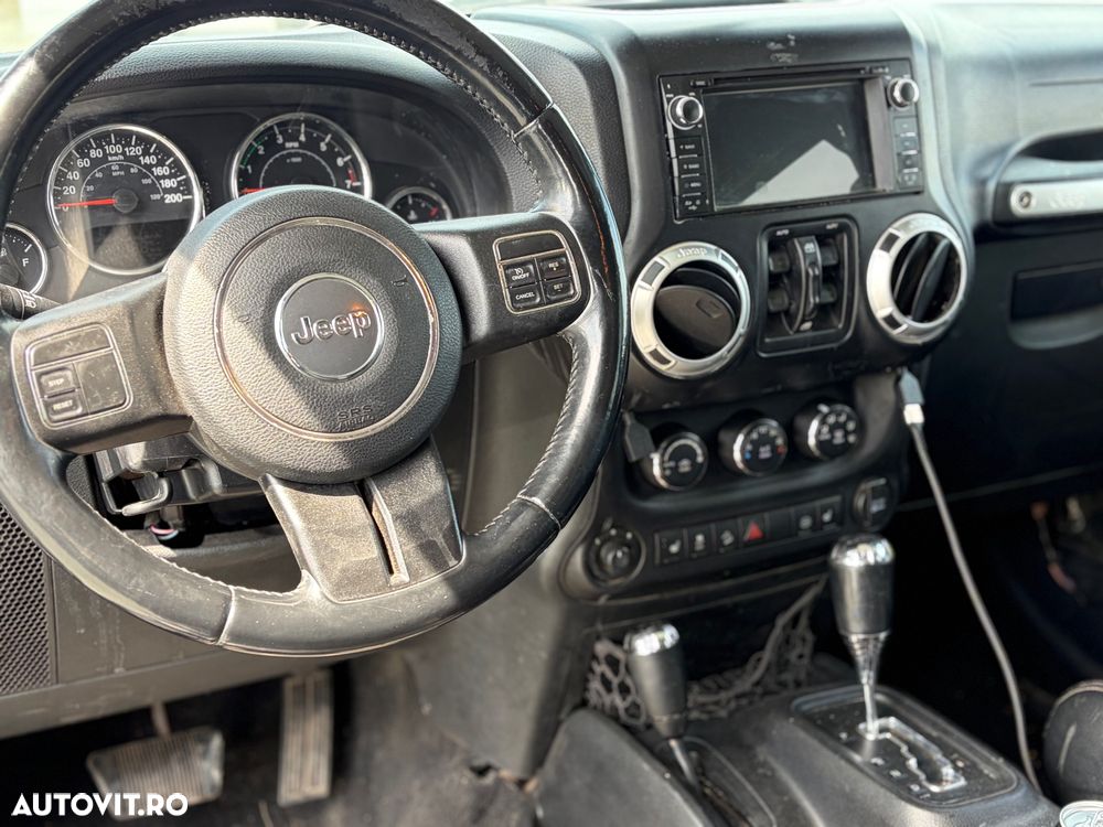 Jeep Wrangler Unlimited 3.6 Automatik Sahara - 6