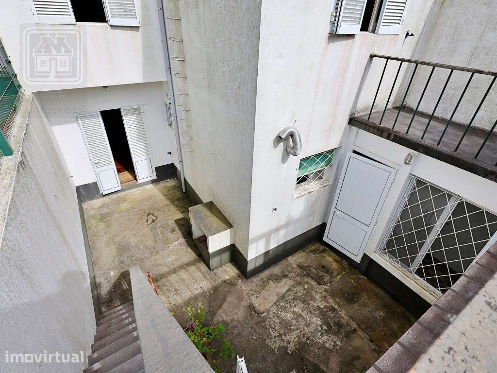 VENDA de CASA - MORADIA com garagem - Cidade de PONTA DELGADA, São ... - Grande imagem: 4/59