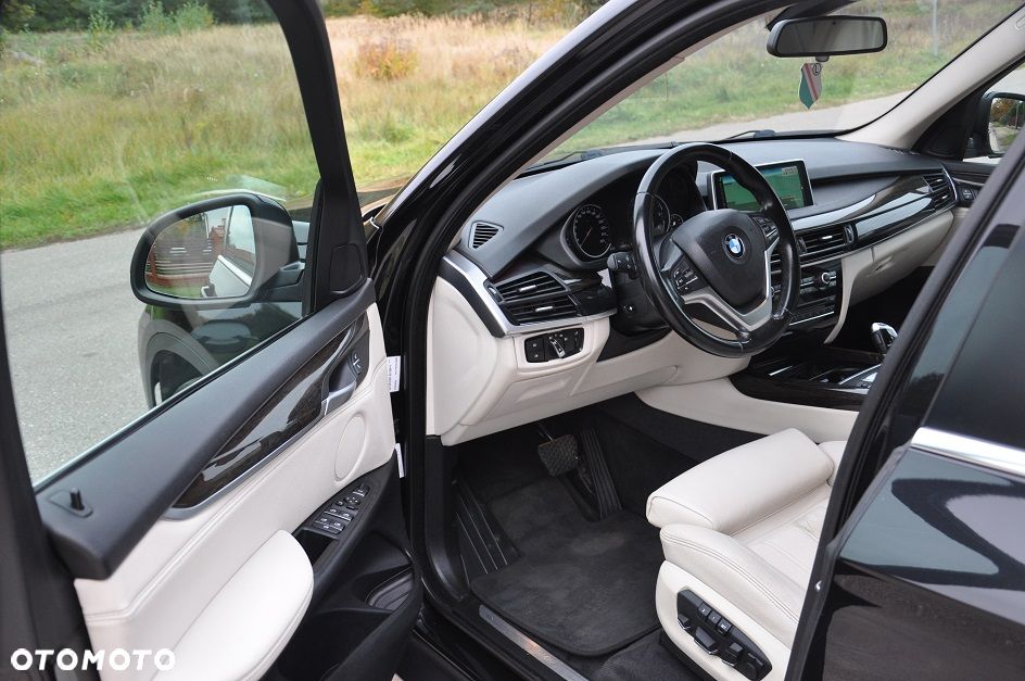 BMW X5 xDrive25d - 14