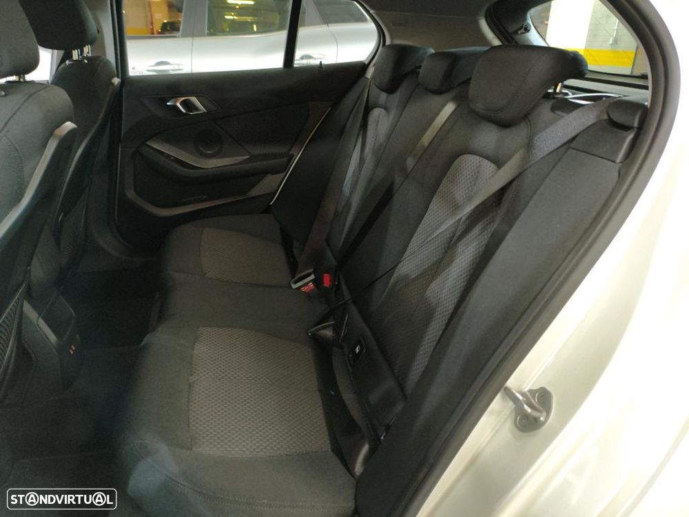 BMW 116 d Corporate Edition - 8
