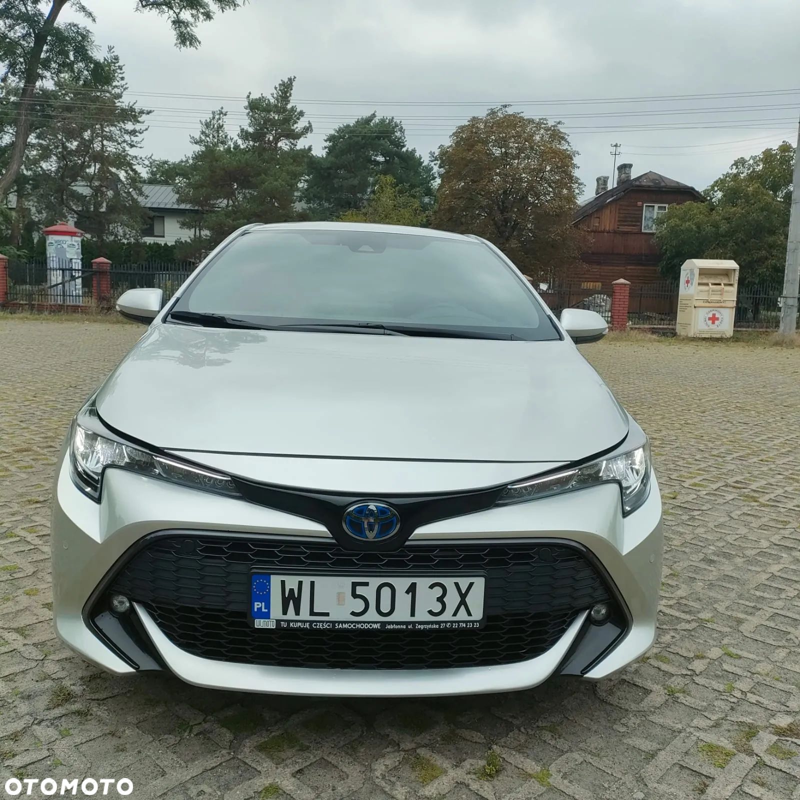 Toyota Corolla 1.8 Hybrid Active - 1