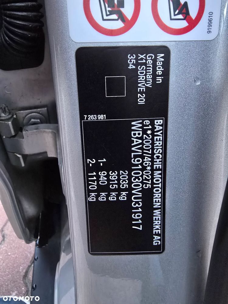 BMW X1 sDrive20i xLine - 24