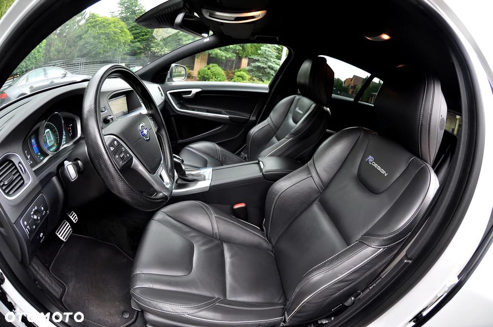 Volvo V60 T5 Geartronic Powershift RDesign - 25