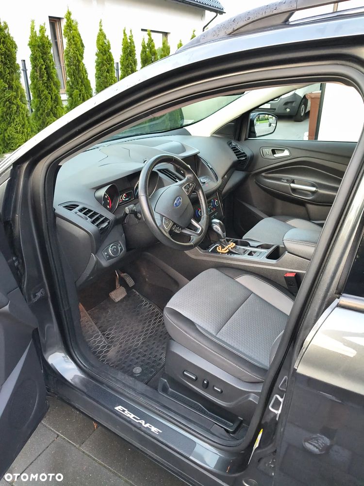 Ford Escape - 8