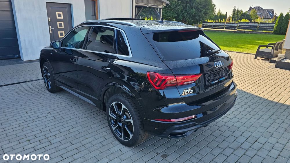 Audi Q3 45 TFSI Quattro S tronic S line - 2