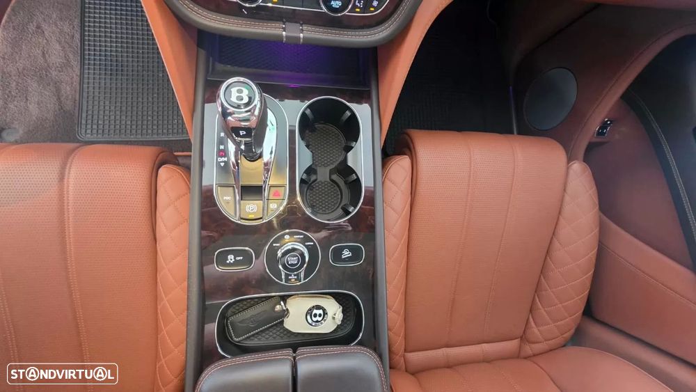 Bentley Bentayga Hybrid - 13