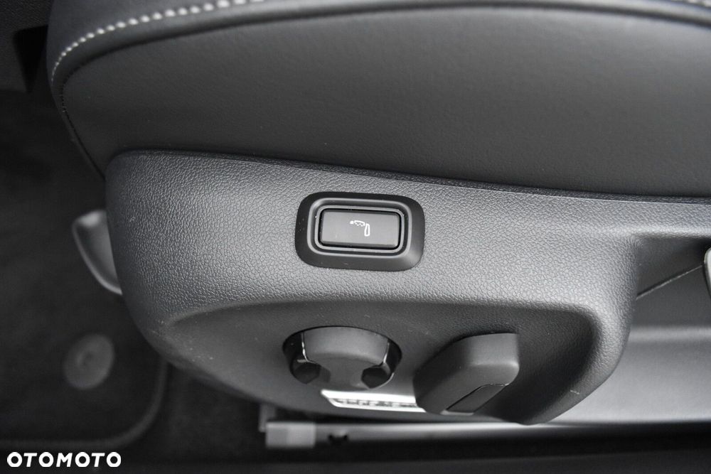 Volkswagen Passat Variant - 30