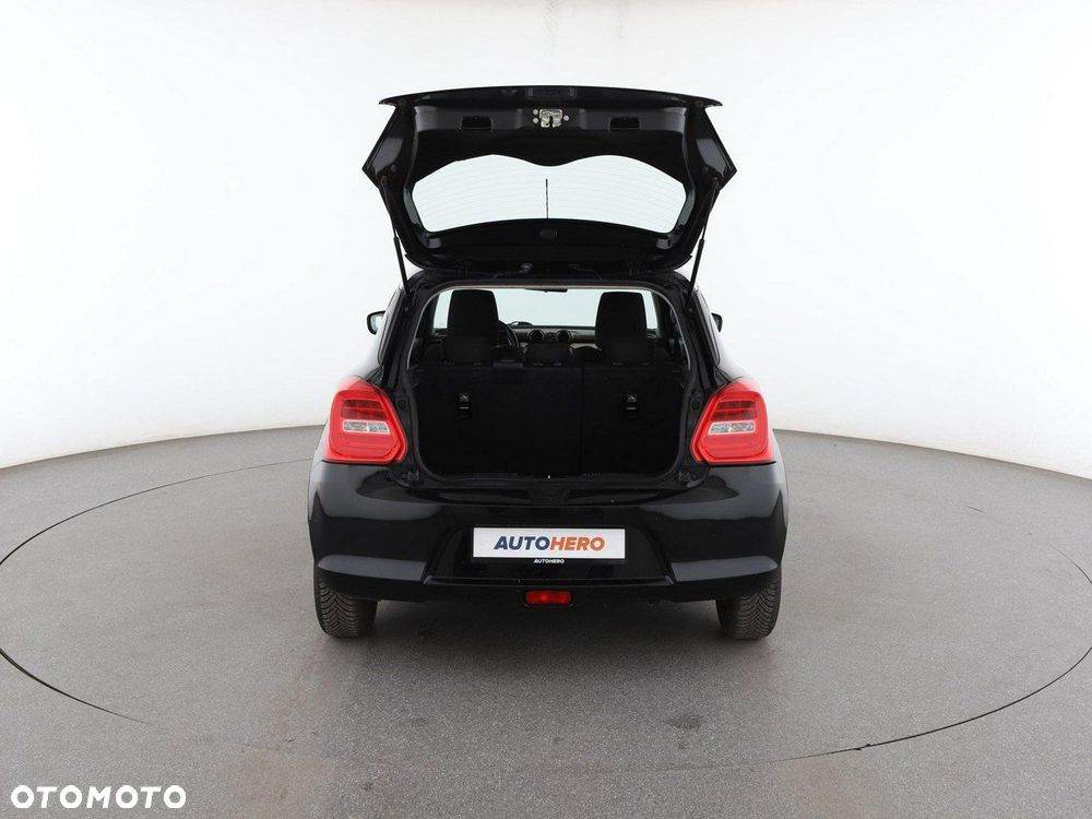 Suzuki Swift 1.2 Dualjet Hybrid Club - 20