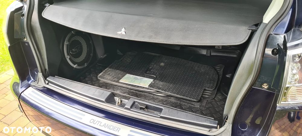 Mitsubishi Outlander 2.0 DID Intense + - 27