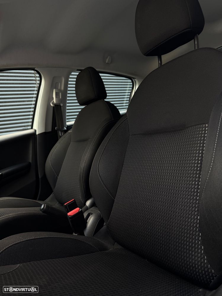 Peugeot 208 PureTech 82 Start & Stop Allure - 11