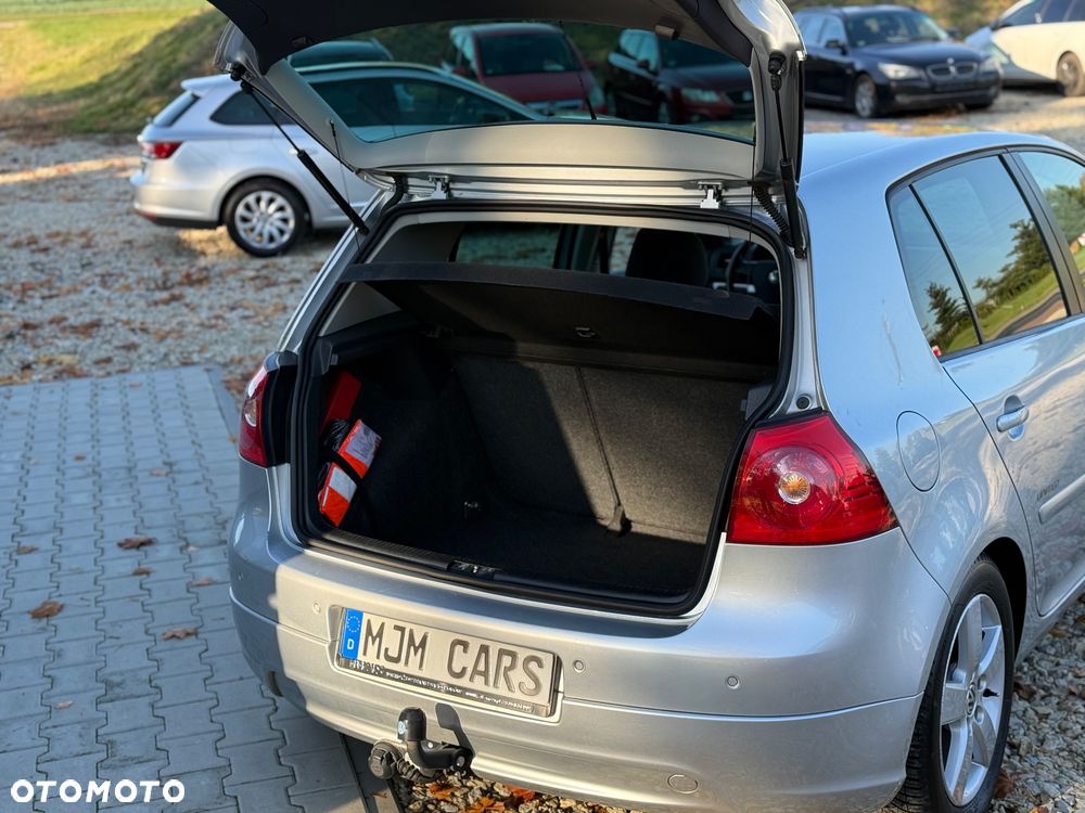 Volkswagen Golf - 14