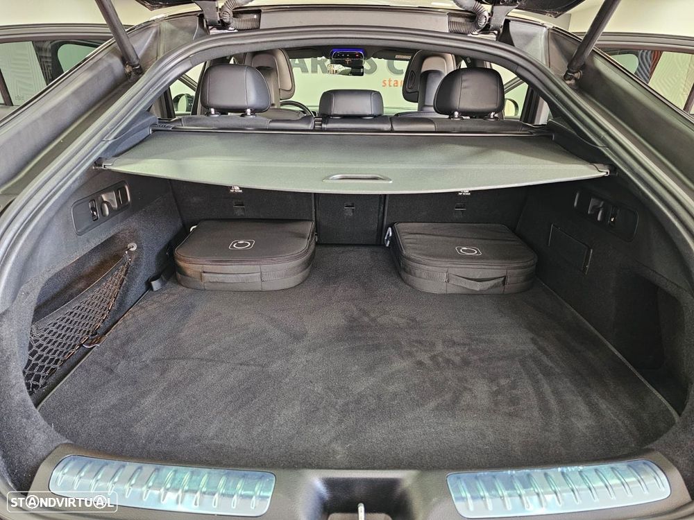 Mercedes-Benz GLC 300 - 23