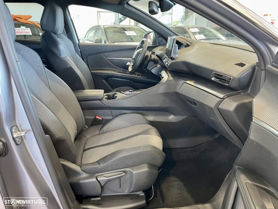 Peugeot 3008 1.2 Hybrid Allure Pack e-DCS6 - 26