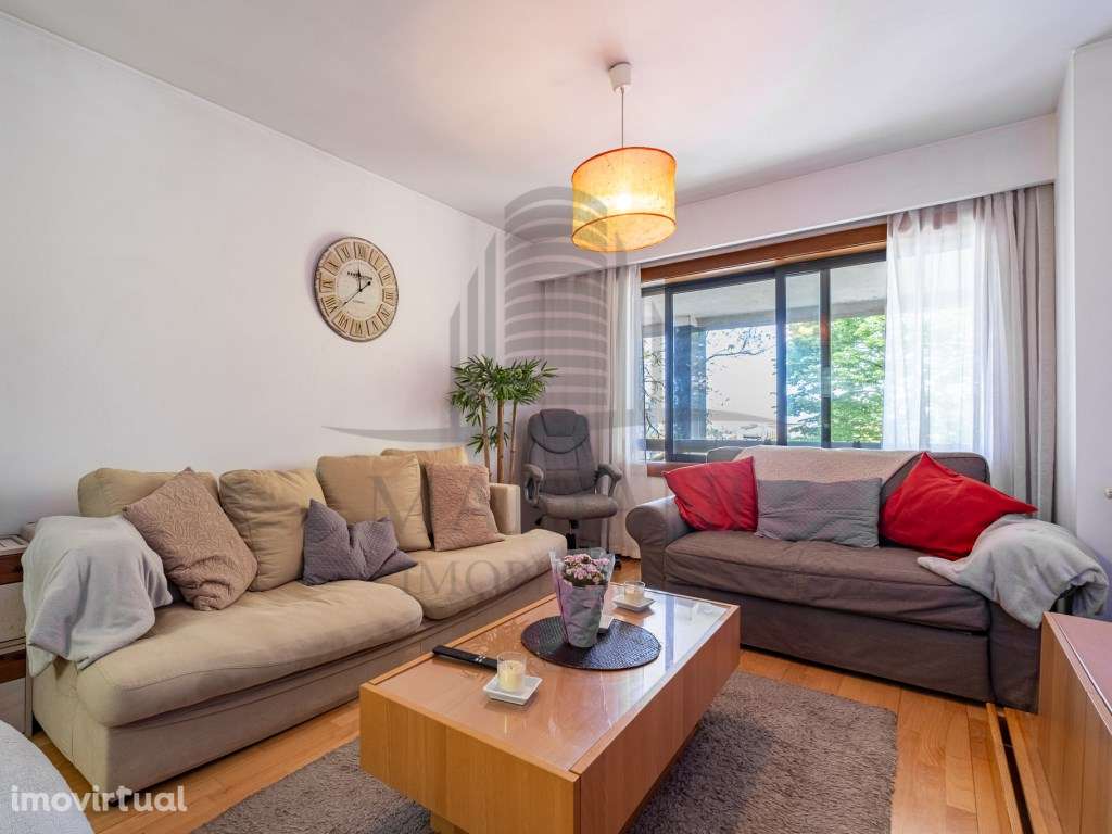 T2 Mobilado no Centro de Gaia | Pronto a Habitar | Garagem - Grande imagem: 5/27