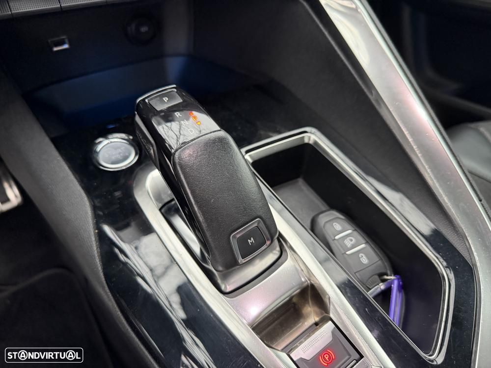Peugeot 3008 1.6 BlueHDi GT Line Grip Control EAT6 - 23