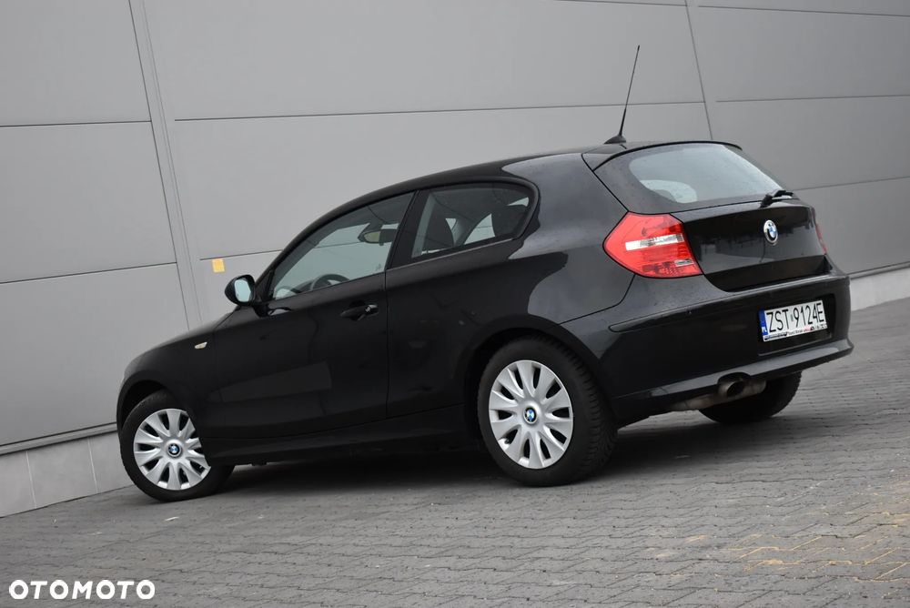 BMW Seria 1 116i - 35
