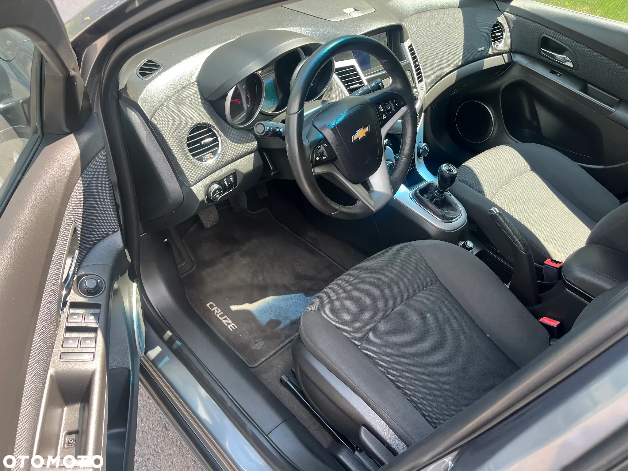 Chevrolet Cruze 1.4T LTZ+ - 9