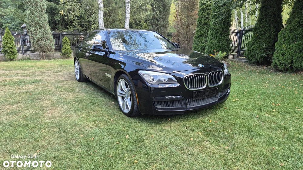 BMW Seria 7 740i - 1
