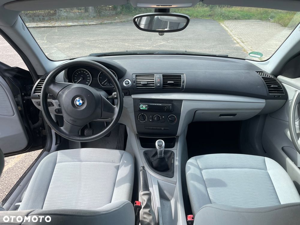 BMW Seria 1 118d - 9