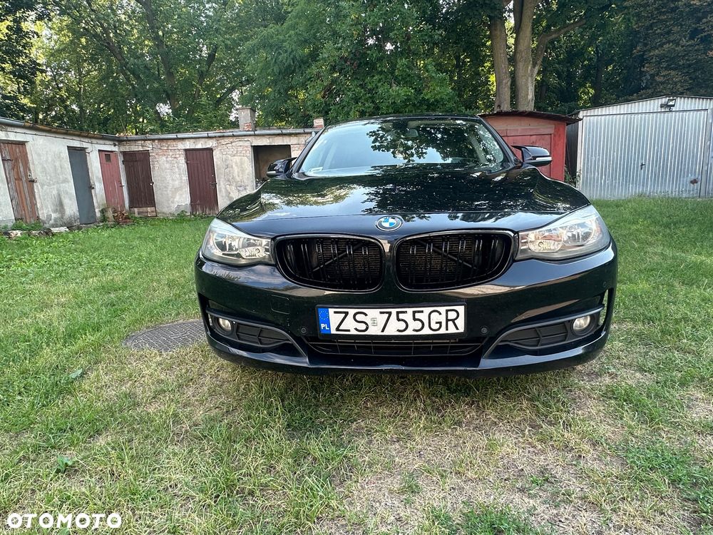BMW Seria 3 318d - 16