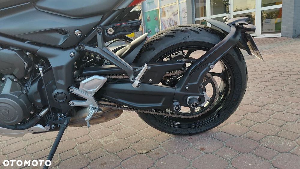 Triumph Trident - 6