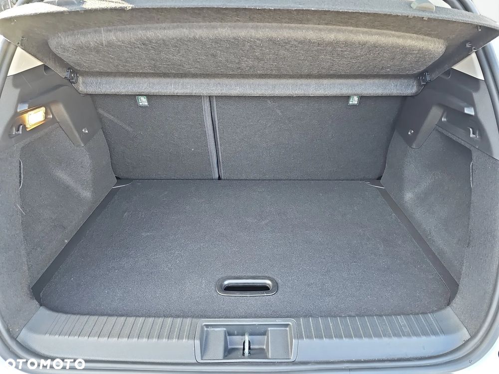 Renault Captur 1.3 TCe mHEV Intens EDC - 21