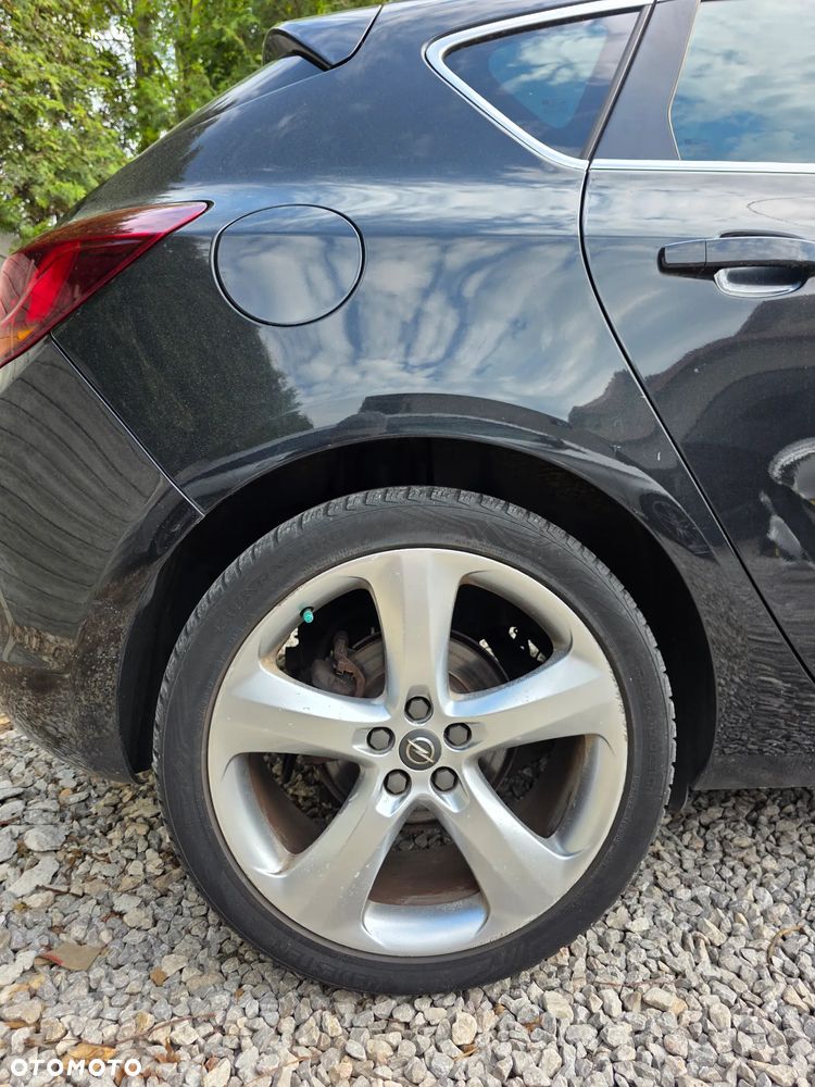 Opel Astra 1.4 Turbo Color Edition - 9